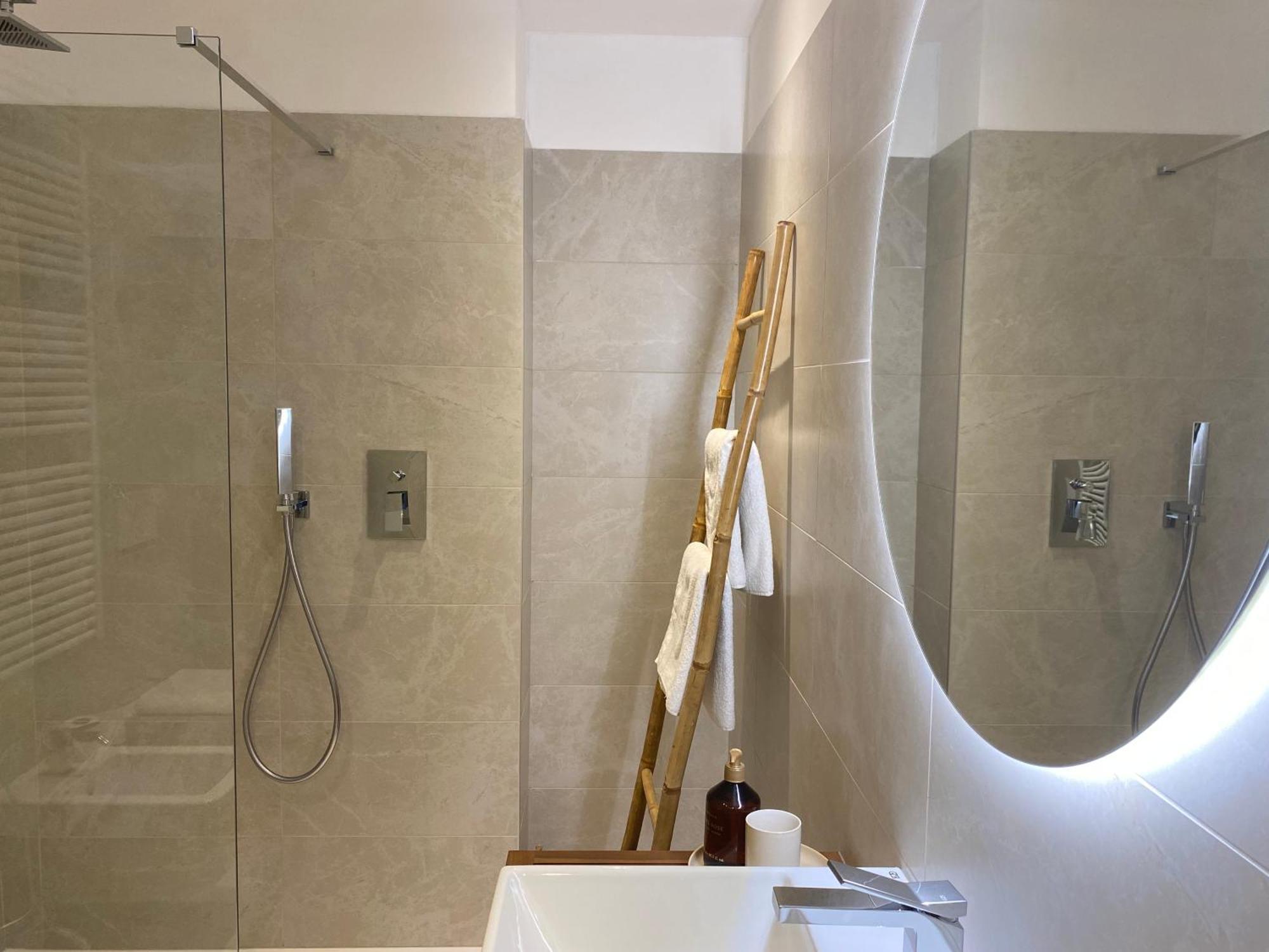 Maison Green Como Ngoại thất bức ảnh